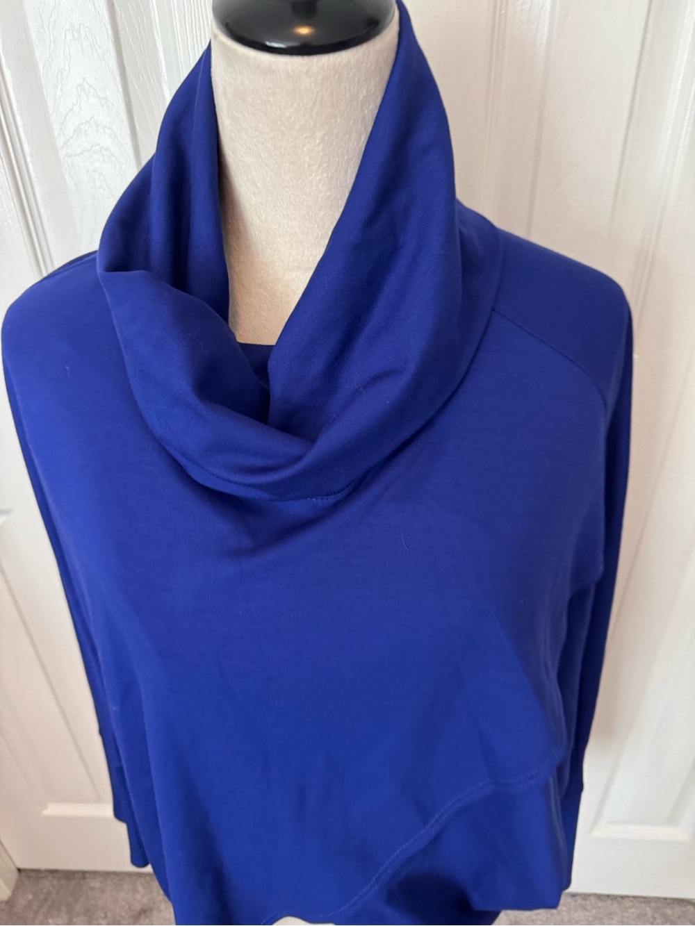 Joseph Ribkoff Size 14 Blue Top - Picture 4 of 15